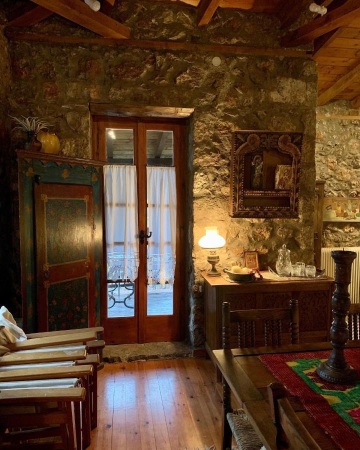 Mariolata Stone House Villa Lilaia Ngoại thất bức ảnh