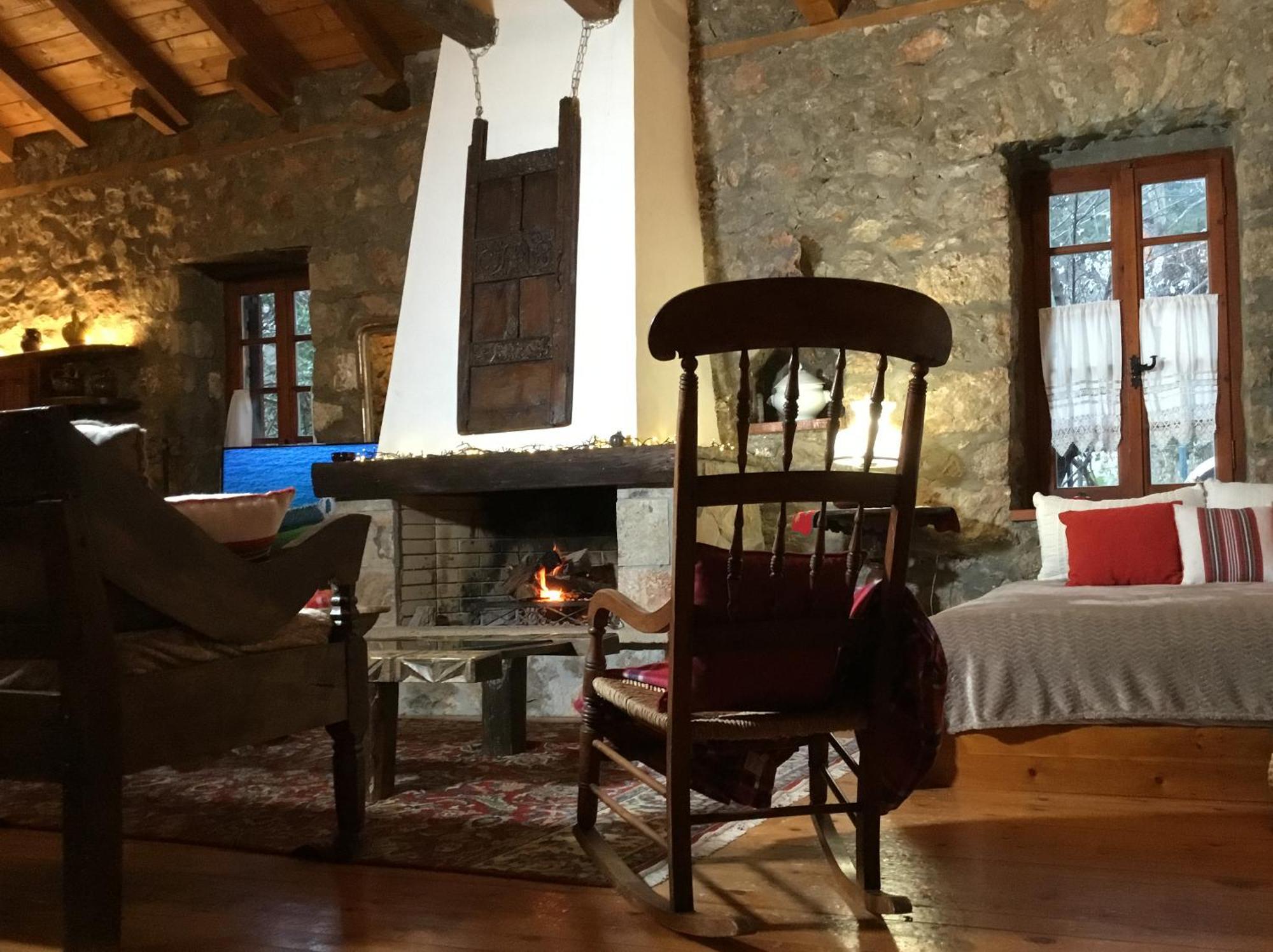 Mariolata Stone House Villa Lilaia Ngoại thất bức ảnh