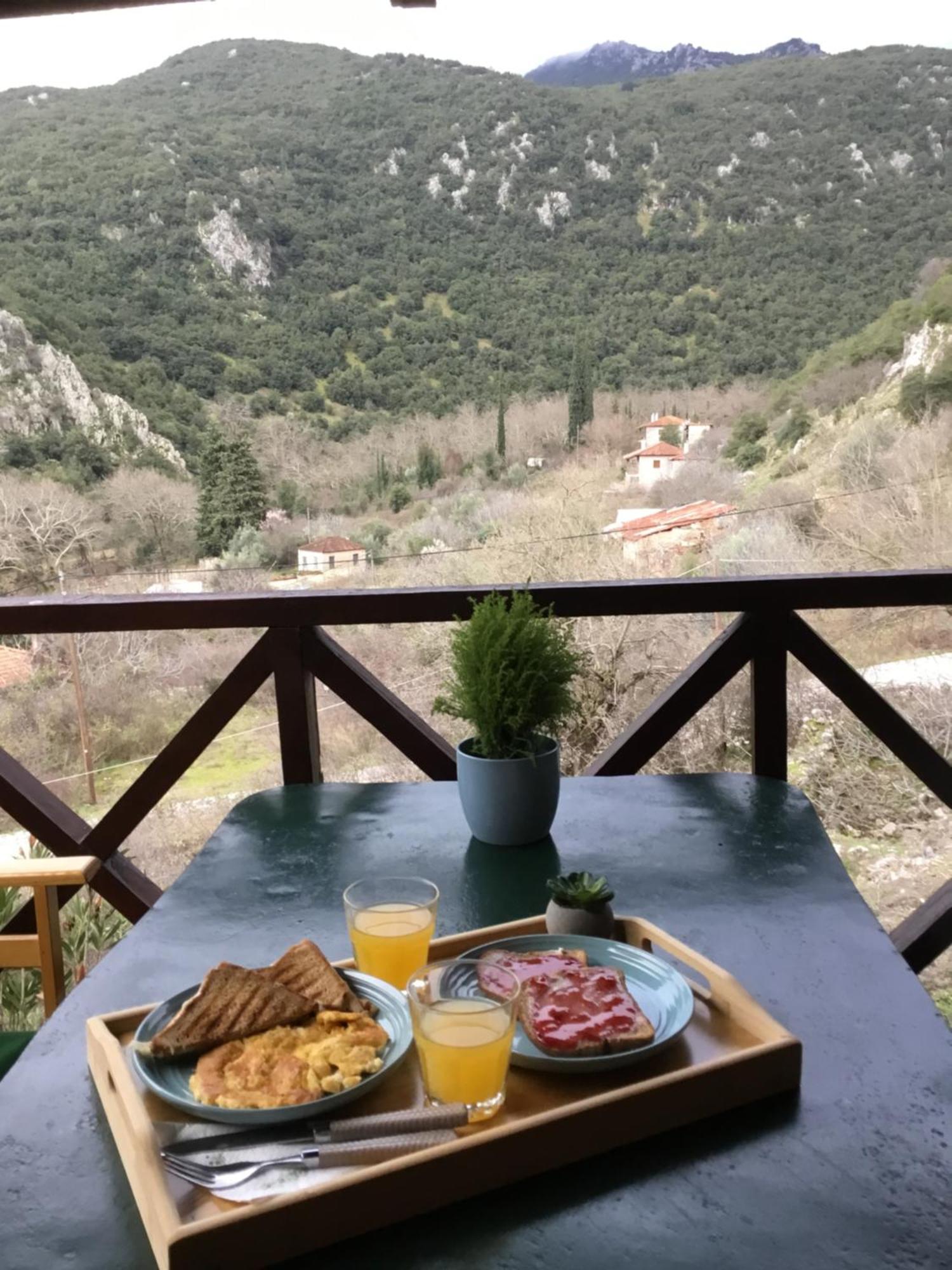 Mariolata Stone House Villa Lilaia Ngoại thất bức ảnh